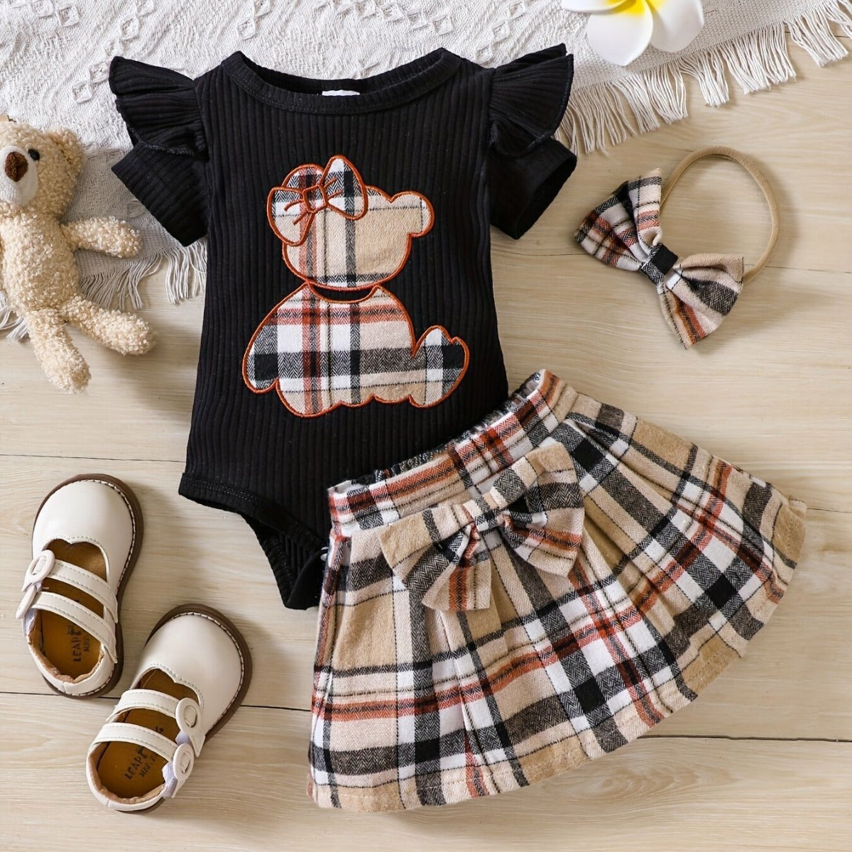 Newborn baby girl summer style teddy bear sticker